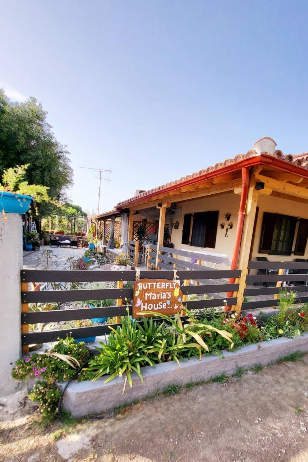 Housebutterfly Apartment Toroni Ngoại thất bức ảnh